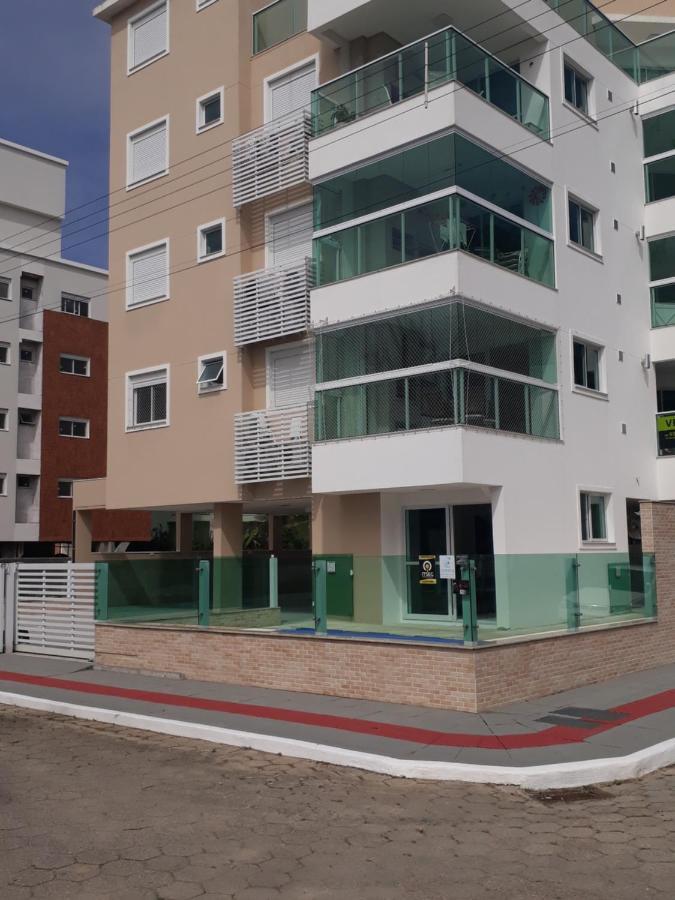 Apto Em Palmas - A 80 Metros Do Mar Governador Celso Ramos Buitenkant foto